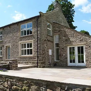  Holiday home Throstle Nest House